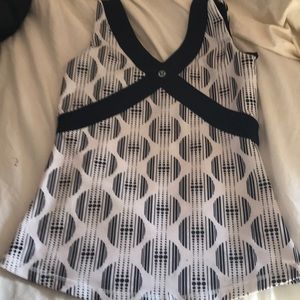 Lululemon Top size 4